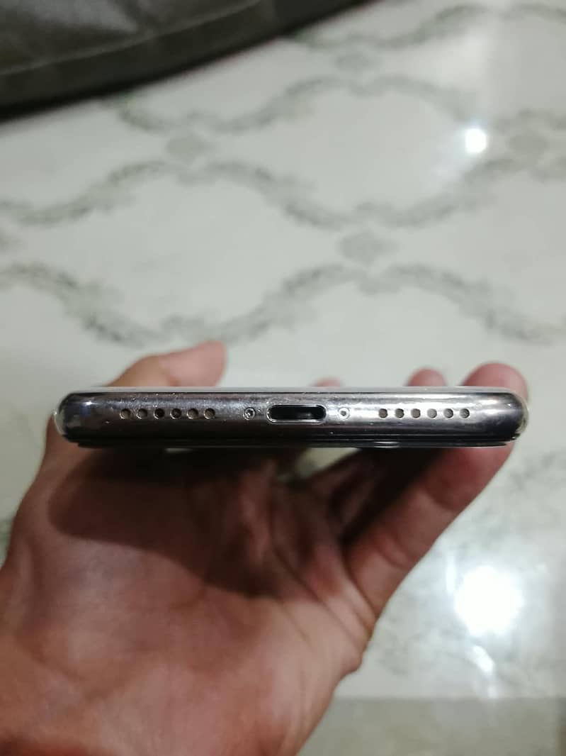 Apple iPhone X 1