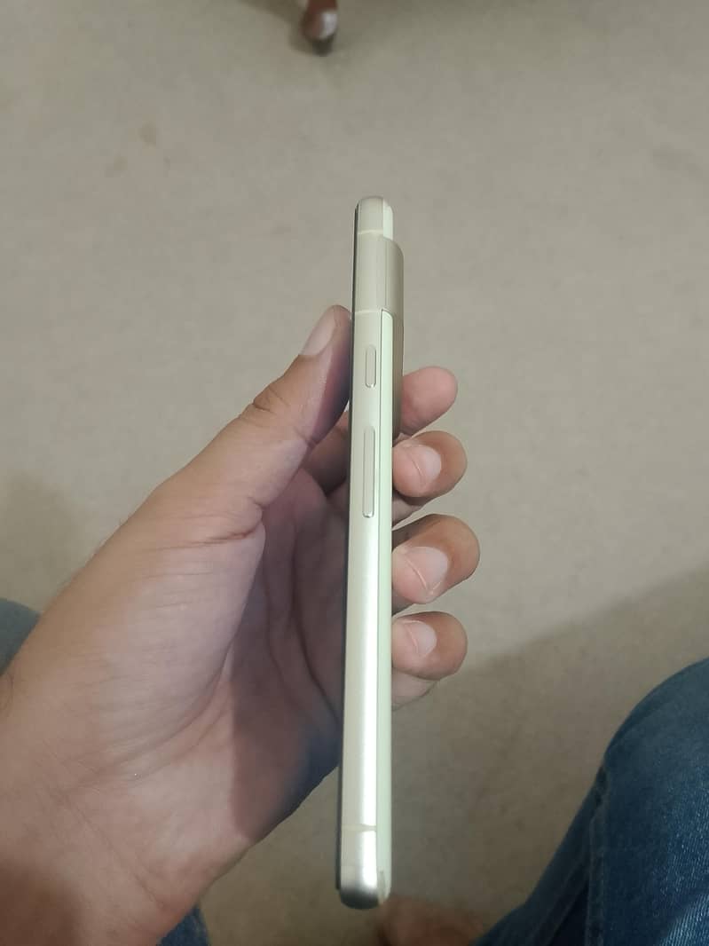 Google Pixel 7 3