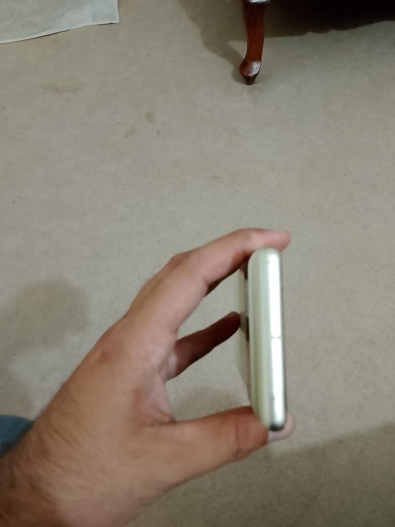 Google Pixel 7 5