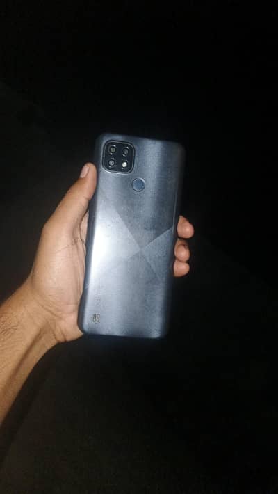 Realme C21