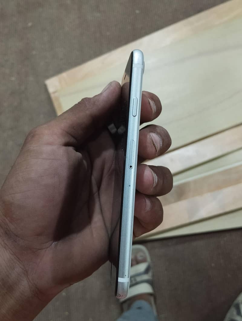 Apple iPhone SE 9