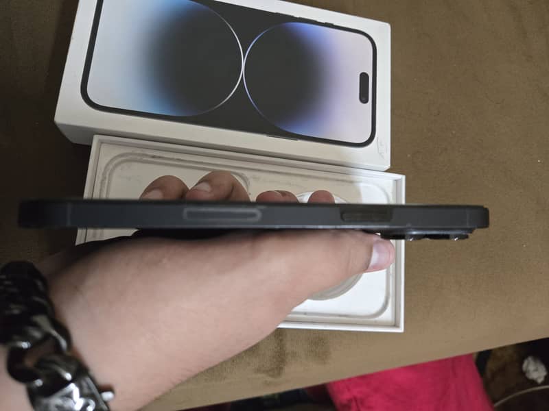 Apple iPhone 14 Pro Max 2