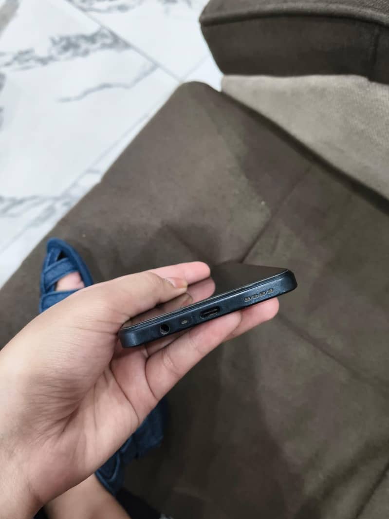 Realme C53 6
