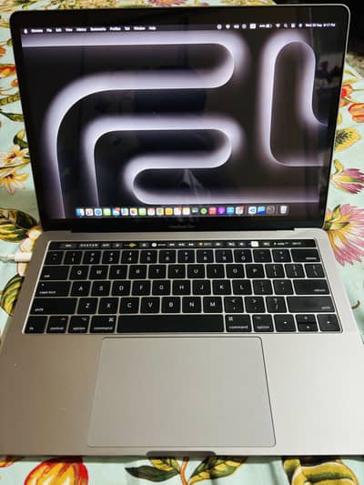 Macbook Pro 2017 8/512