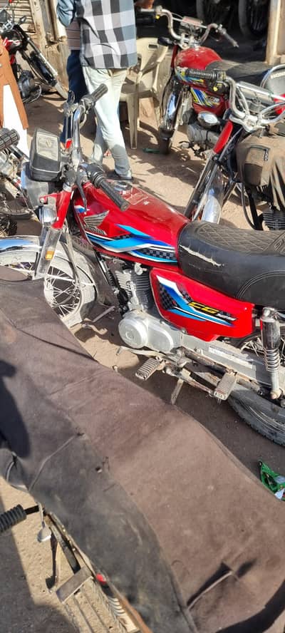 Honda cg 125 red colour original bike 10.09