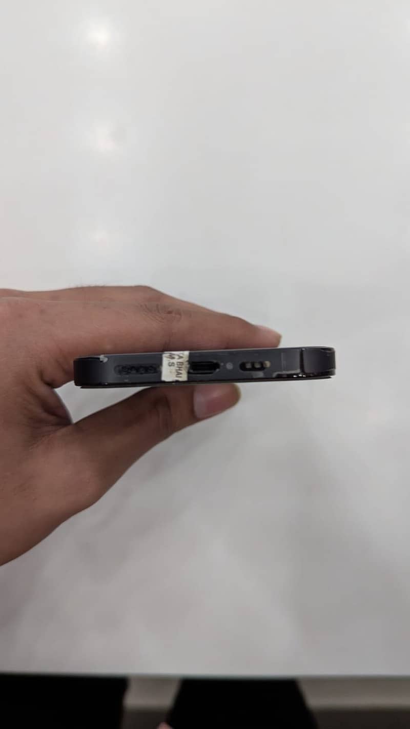 Apple iPhone 14 Pro 3