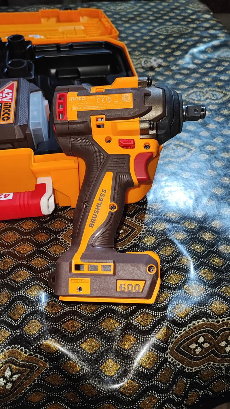 impact wrench 1