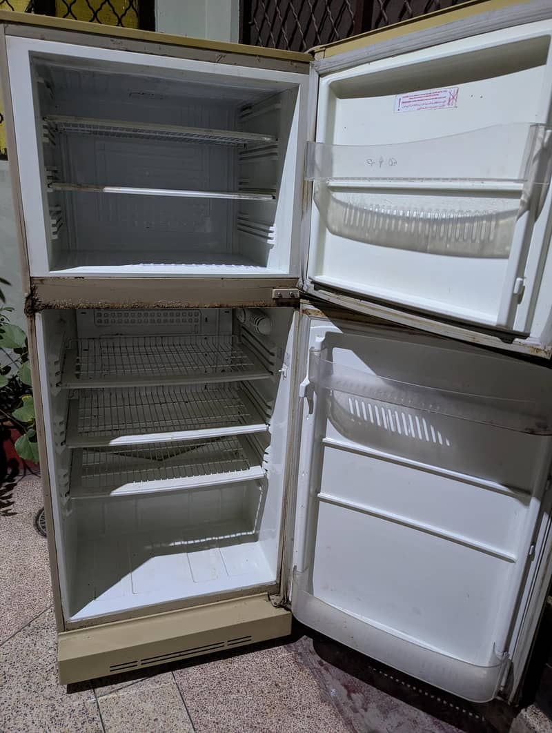 PEL fridge 0