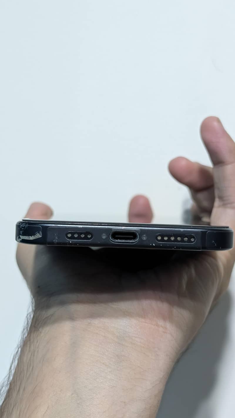 Apple iPhone 16 Plus 5