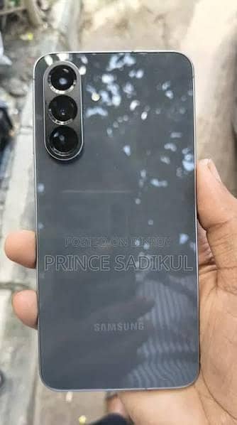 Samsung Mobile A56(exchange posssible)