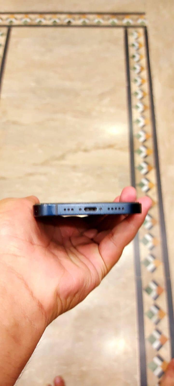 Apple iPhone 12 3