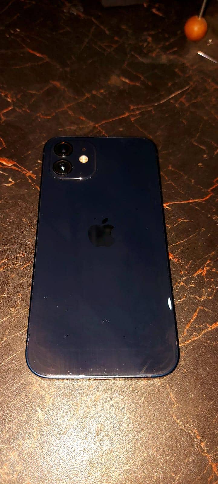 Apple iPhone 12 6
