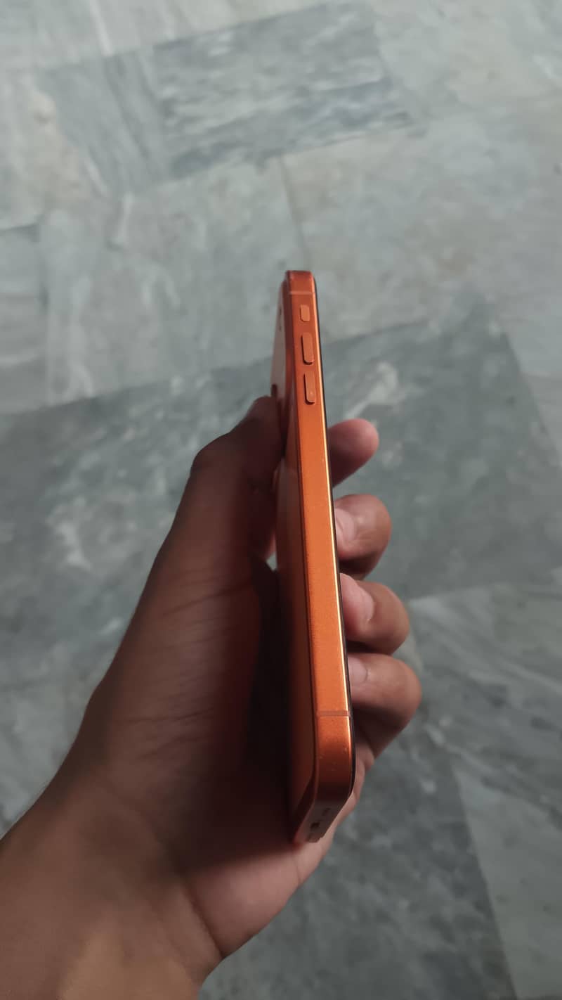Apple iPhone XR 2