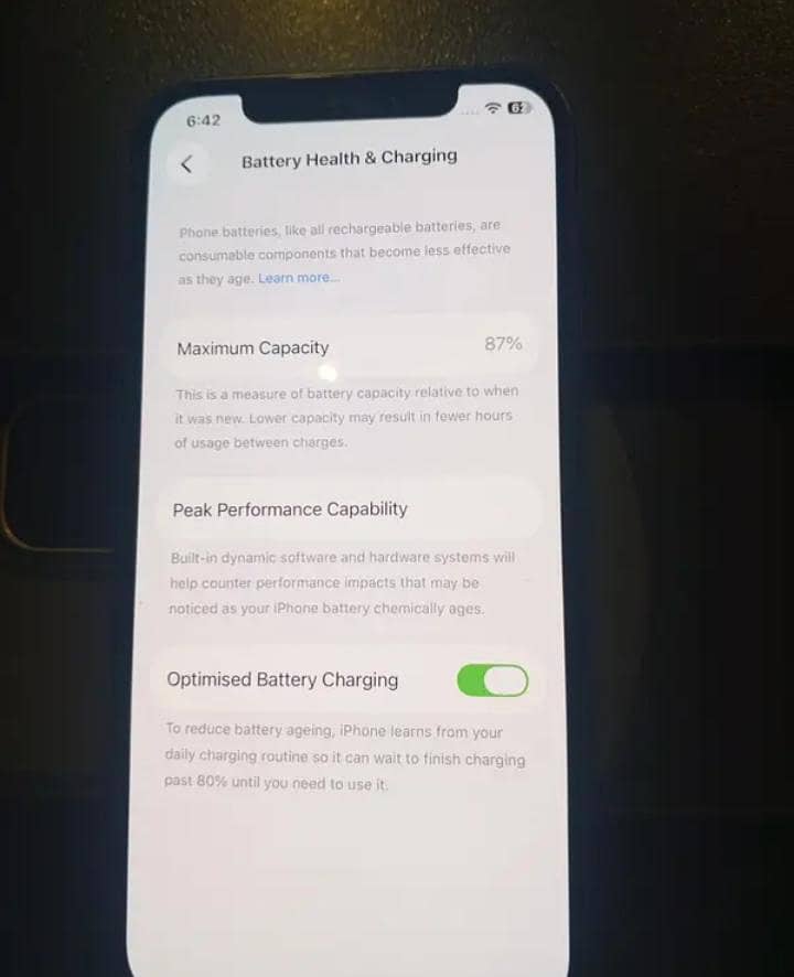 Apple iPhone 12 7