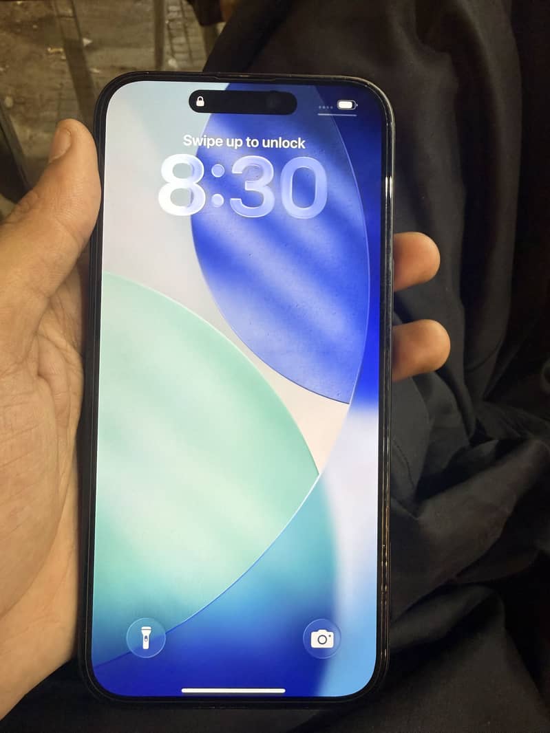 Apple iPhone 16 Plus 4