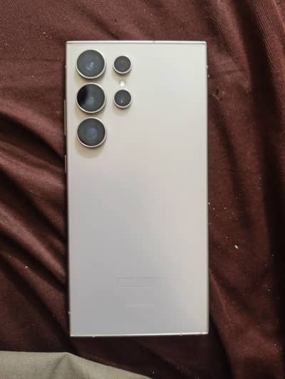 s24 ultra natural 10/10
