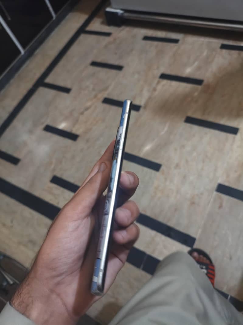 One Plus 8 5