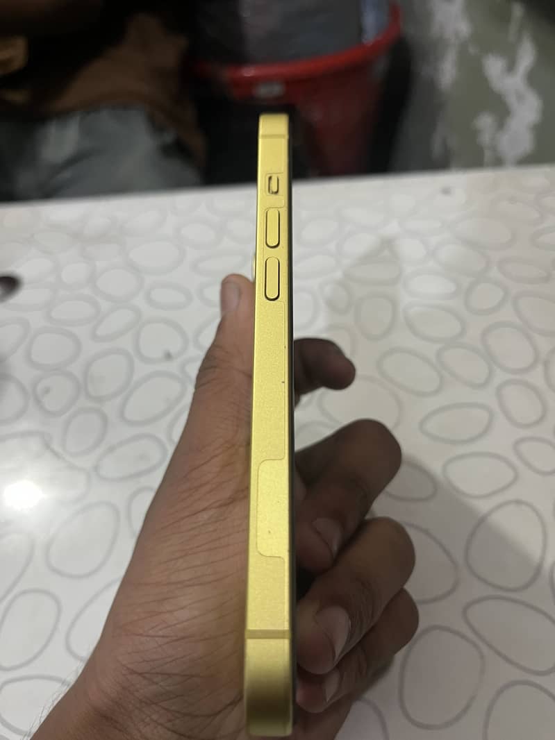Apple iPhone 14 1