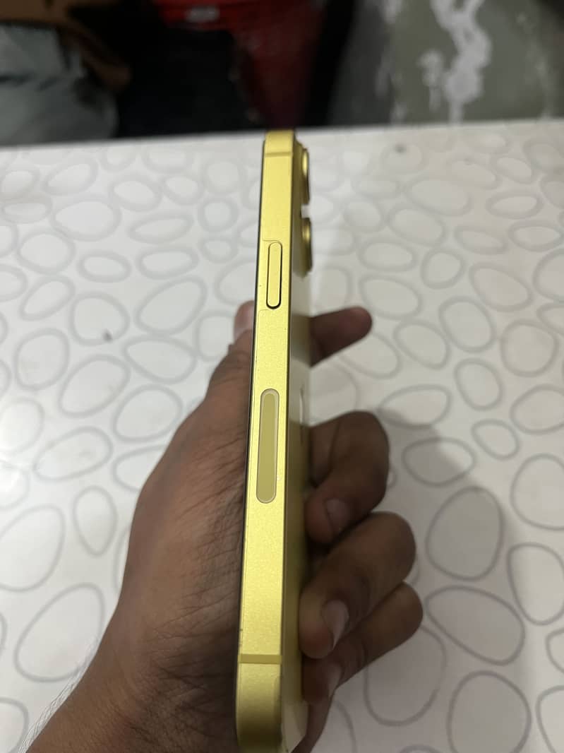 Apple iPhone 14 2