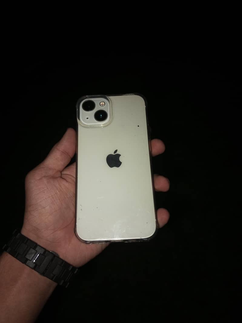 Apple iPhone 13 1