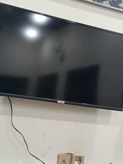 TCL led  43 inch for sale