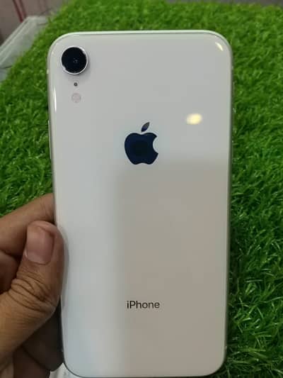 I phone xr jv 64gb panel change butt orignal panel installed 82 BH