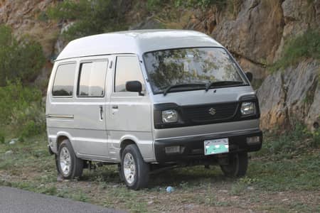 Suzuki Bolan 2011