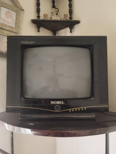 Noble smart colour T. V sale kr rei hon ger K istamal K lie