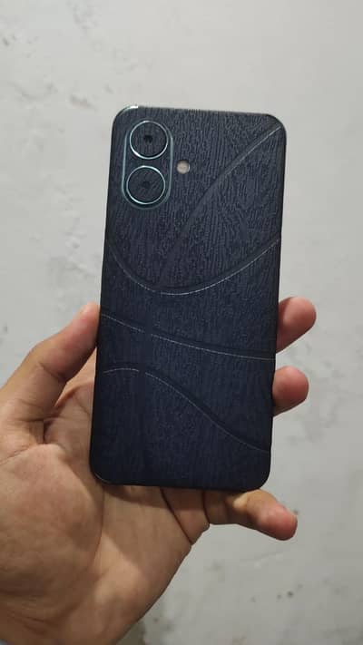 Tecno Spark Go 2