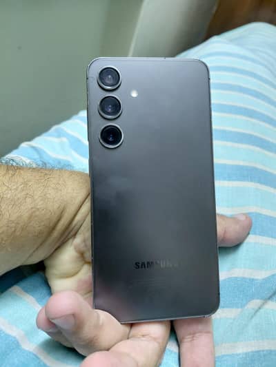 Samsung Mobile S24