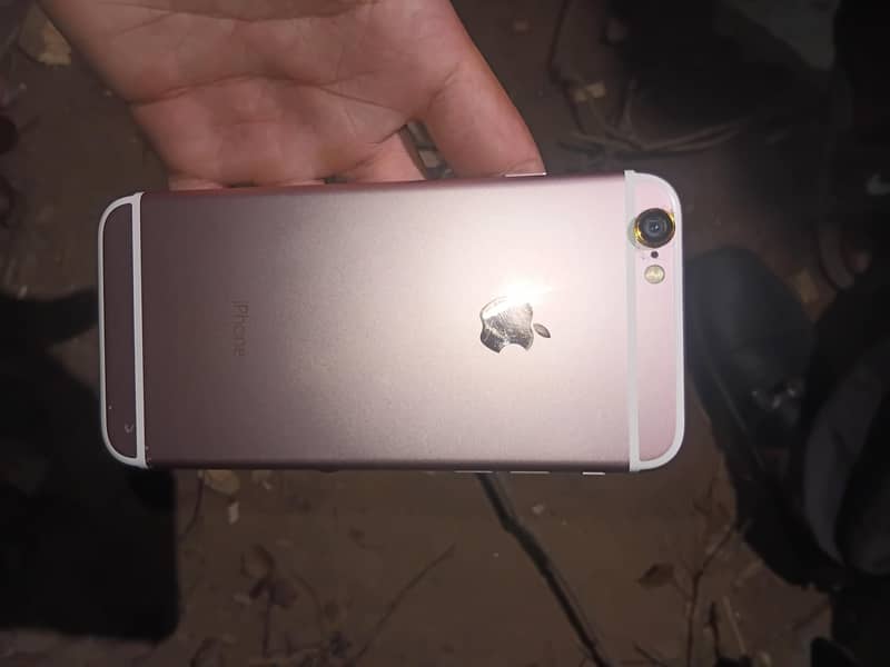 Apple iPhone 6S 0