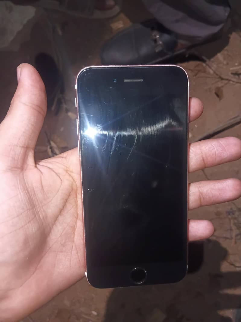 Apple iPhone 6S 1
