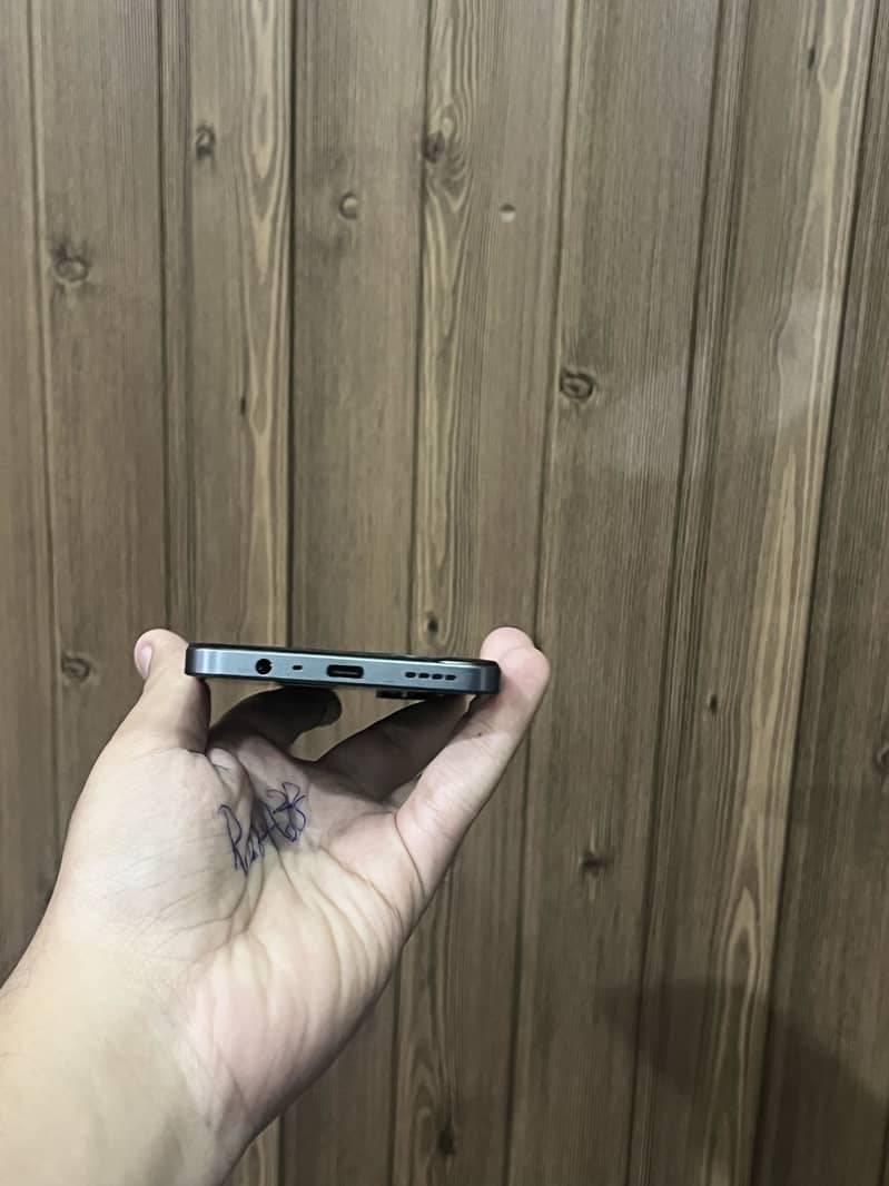 Realme Note 60x 4