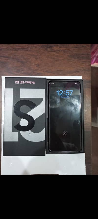 Samsung galaxy s21 8/128 all ok pta approve