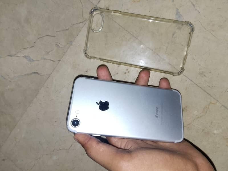 Apple iPhone 7 [ Read Add ] 0