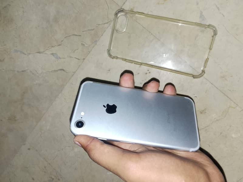 Apple iPhone 7 [ Read Add ] 4