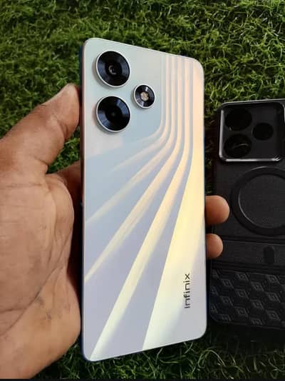 Infinix Hot 30