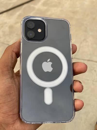 Apple iPhone 12