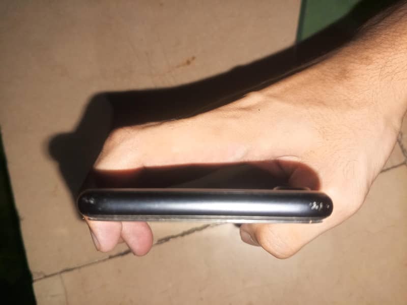 Apple iPhone SE 3