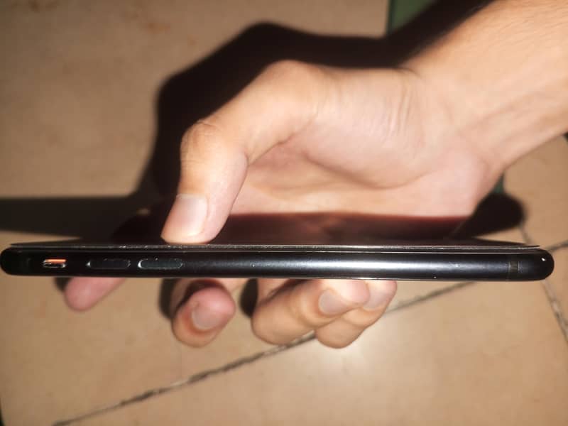 Apple iPhone SE 4