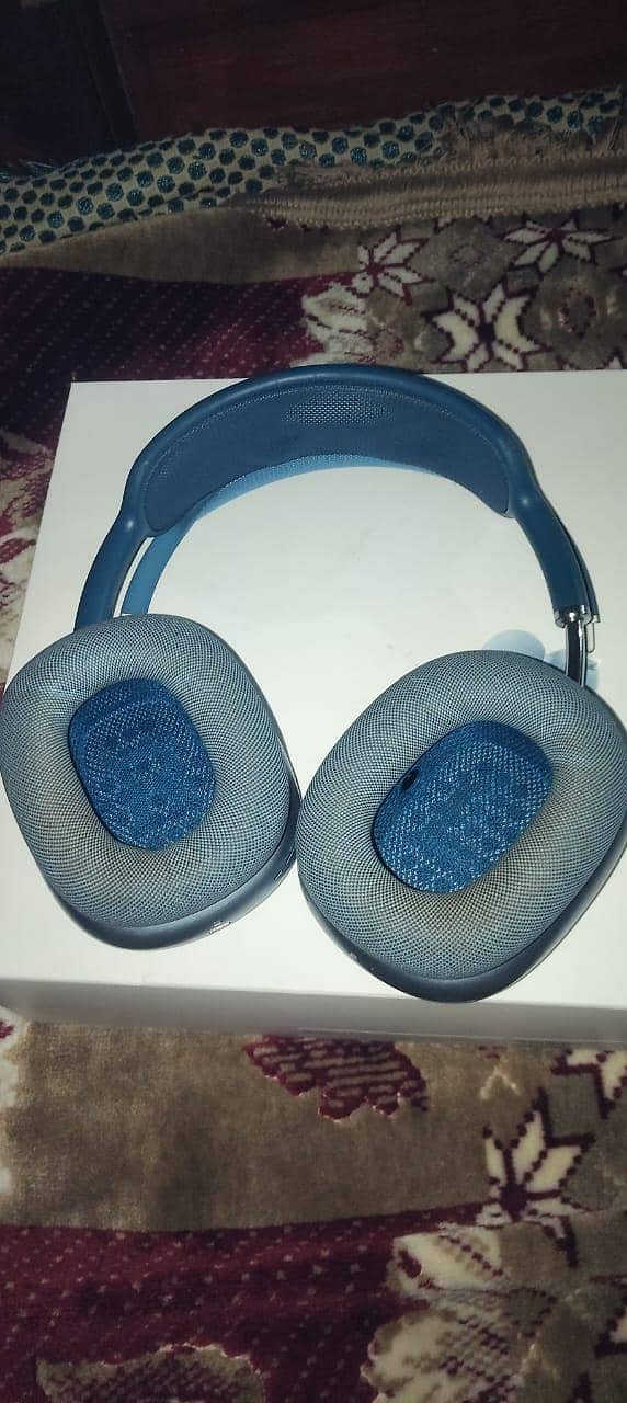 AIRPOD PRO MAX 6
