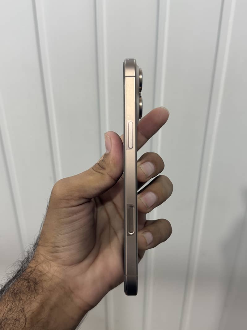 iPhone 16 Pro Max Non PTA 3
