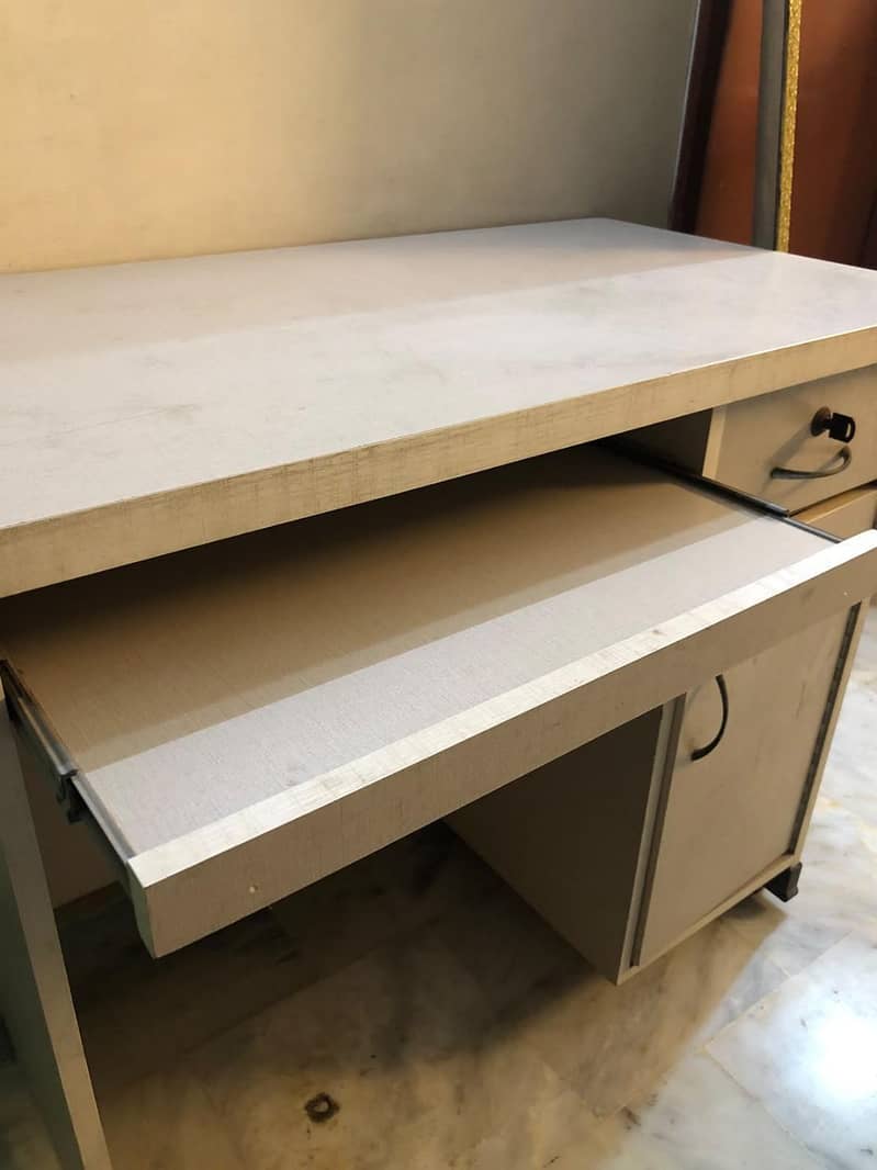 Gaming laptop/pc table 5