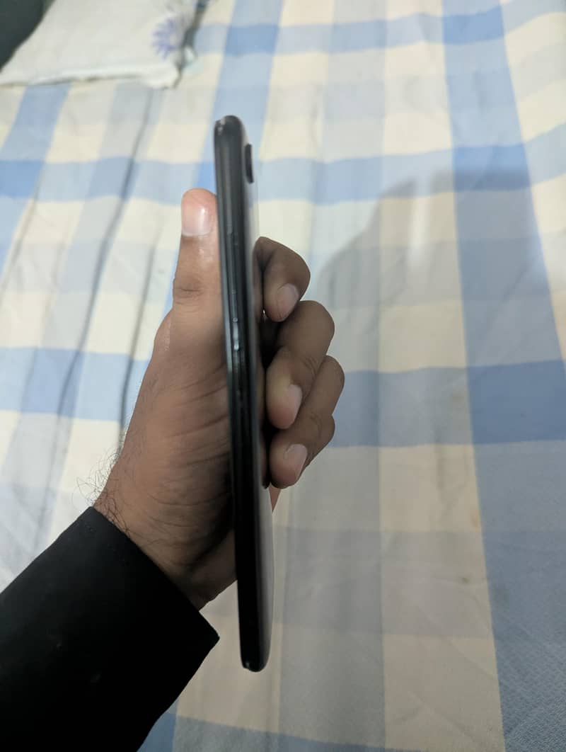 Vivo 1908 7