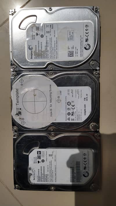3 Seagate Hard Drives (1TB 500GB) - Not Working