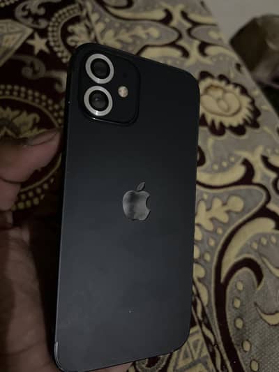 Apple iPhone 12