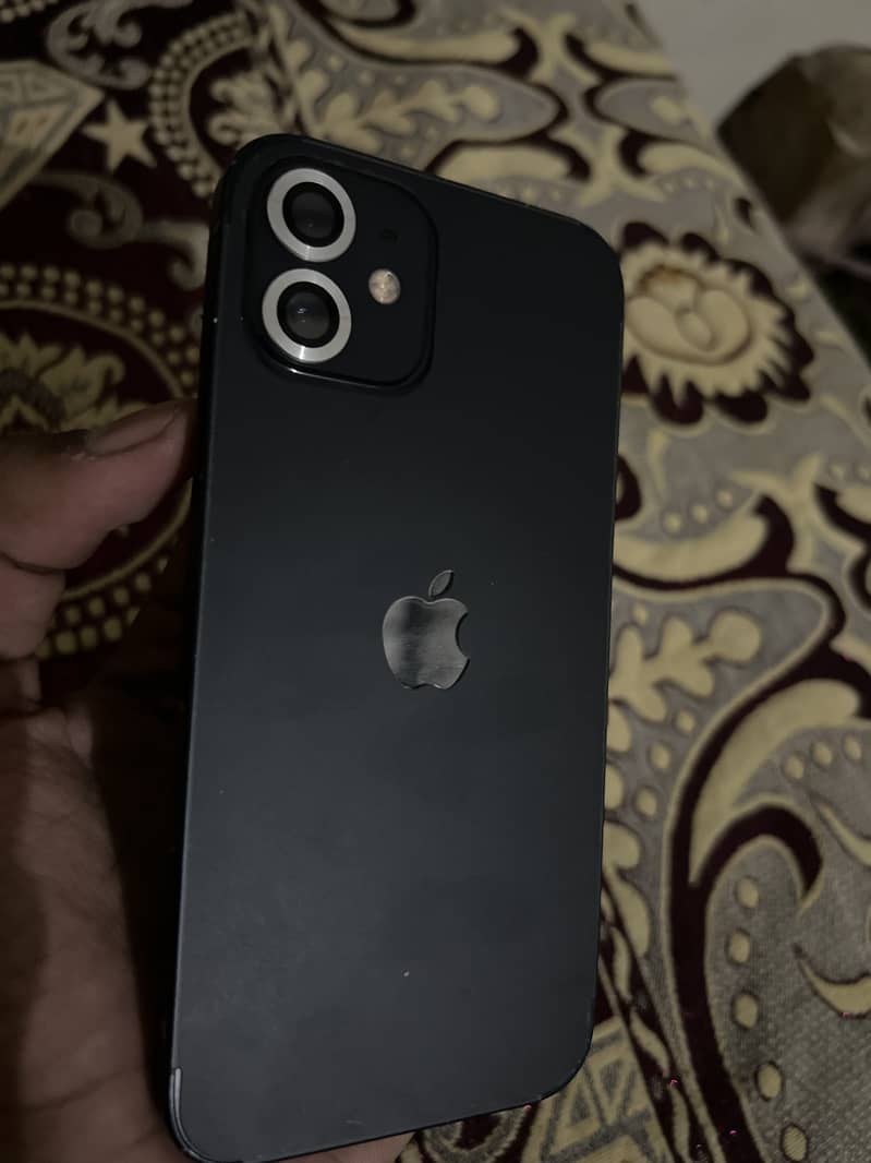 Apple iPhone 12 0