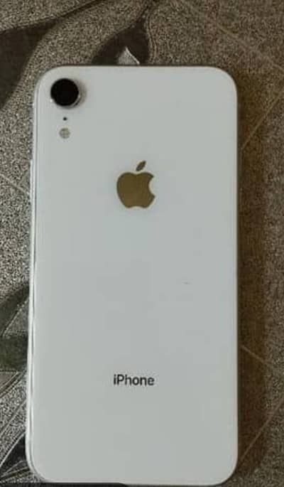 Apple iPhone XR
