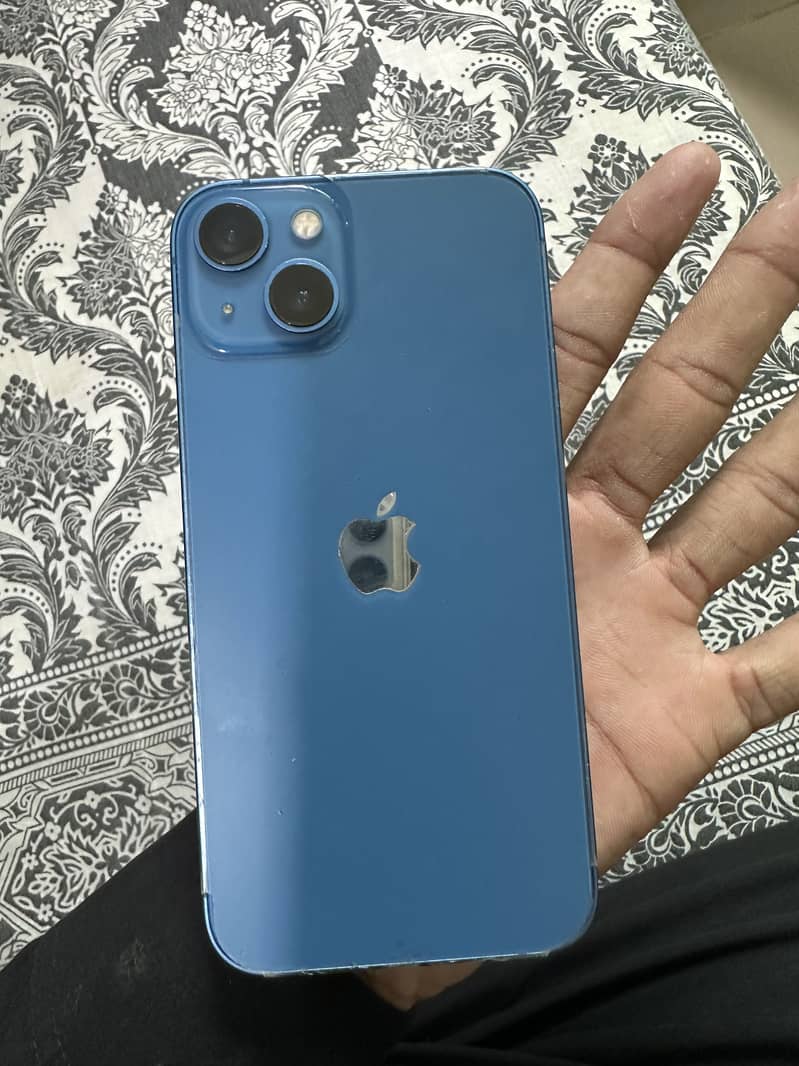 Apple iPhone 13 9