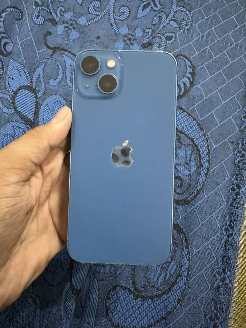 Apple iPhone 13 10